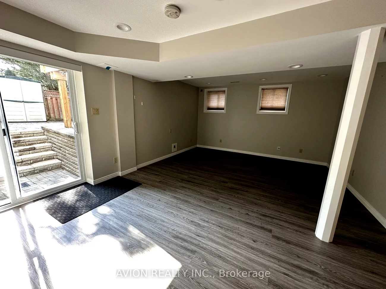 38, Rush, Bayview Wellington, Aurora