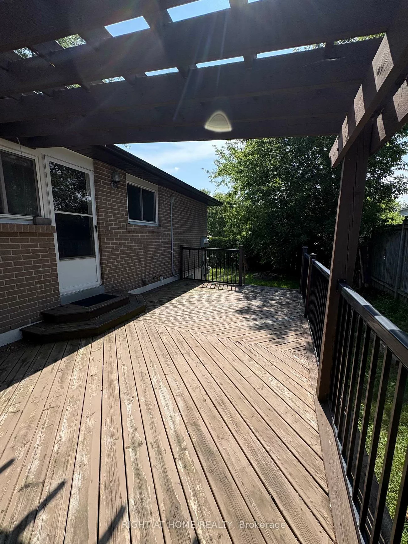 58, Devins, Aurora Heights, Aurora