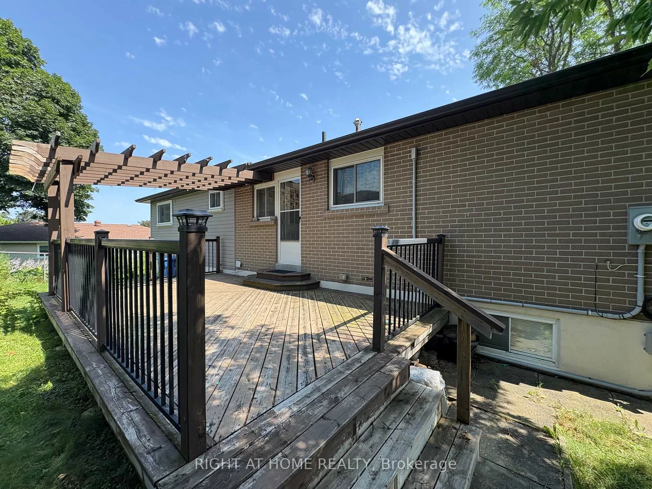 58, Devins, Aurora Heights, Aurora