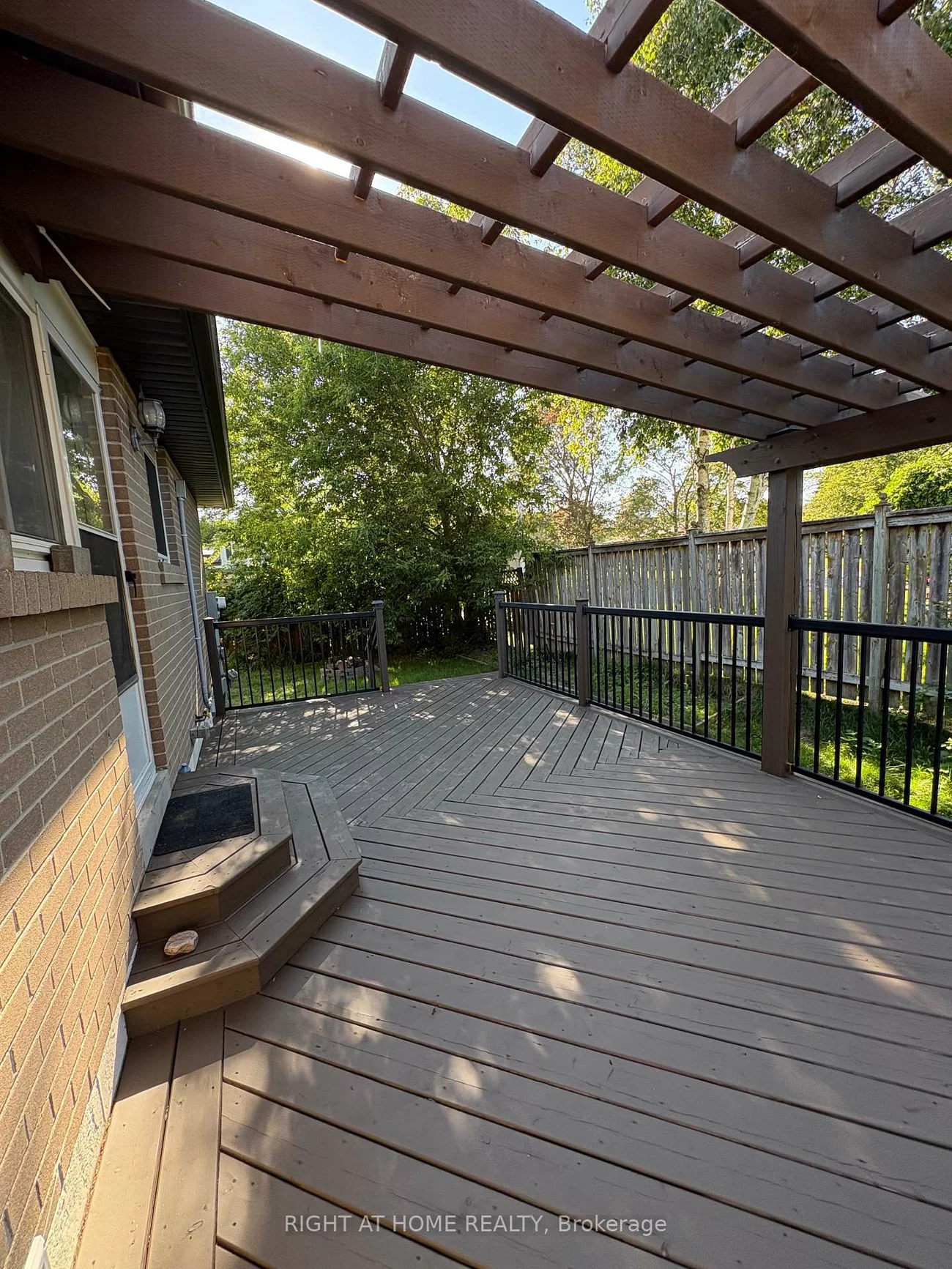 58, Devins, Aurora Heights, Aurora