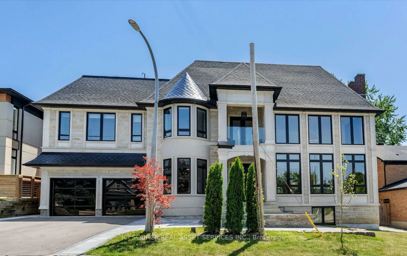 211, Kennedy, Aurora Village, Aurora