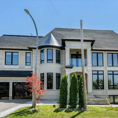 211, Kennedy, Aurora Village, Aurora
