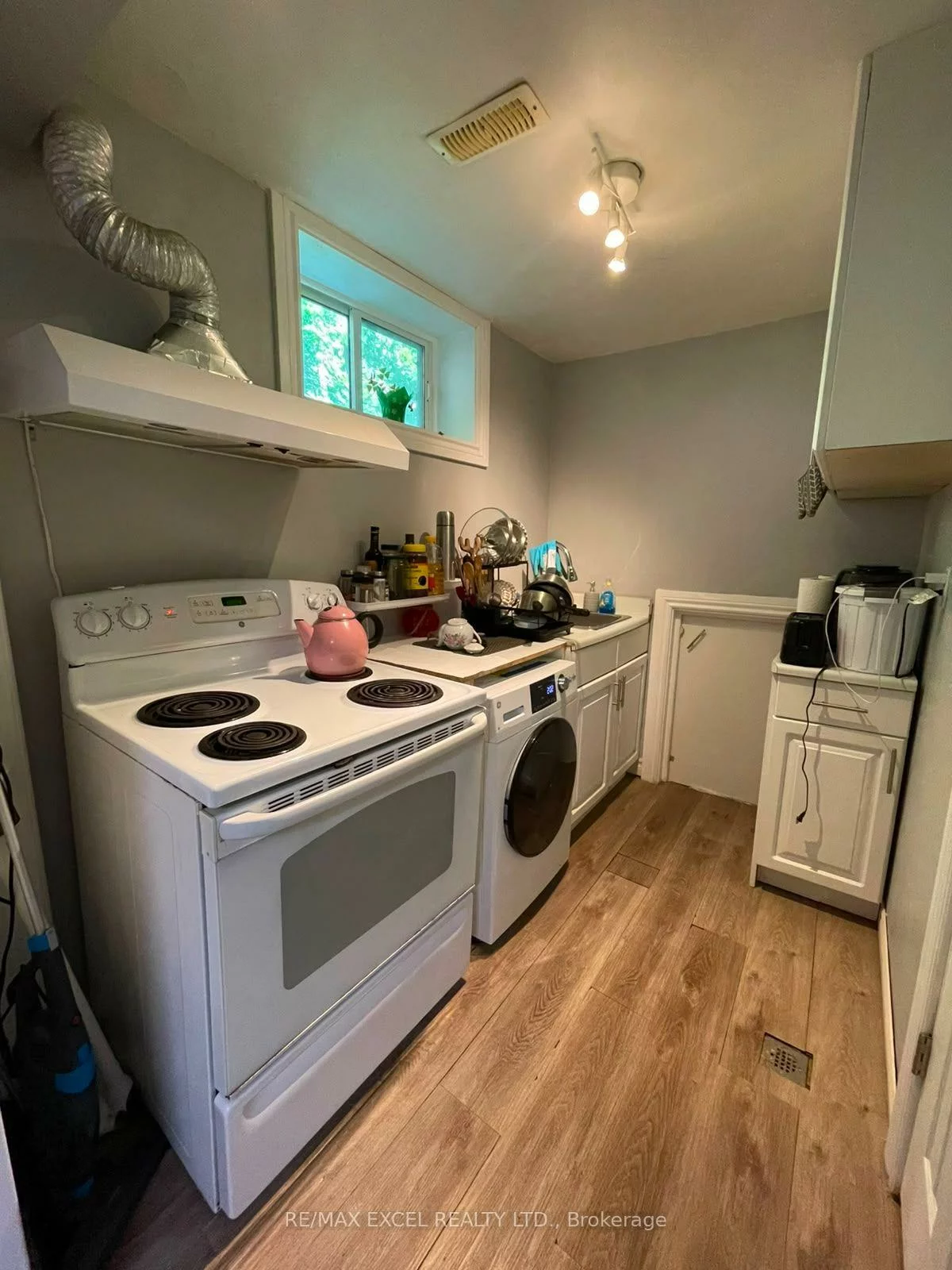 23, Algonquin, Aurora Heights, Aurora