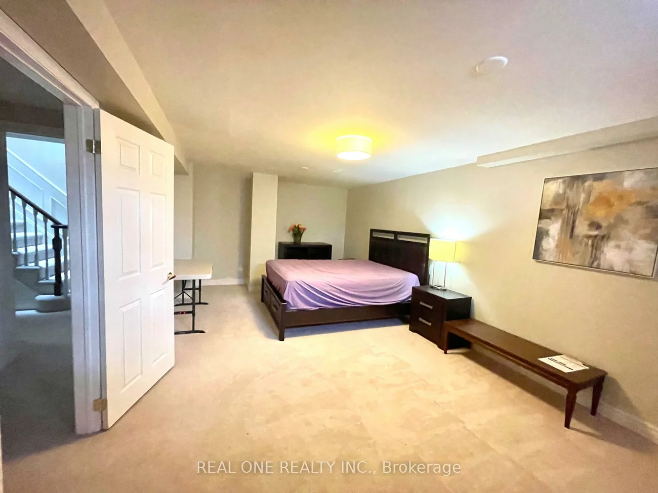 207, Kennedy, Aurora Village, Aurora