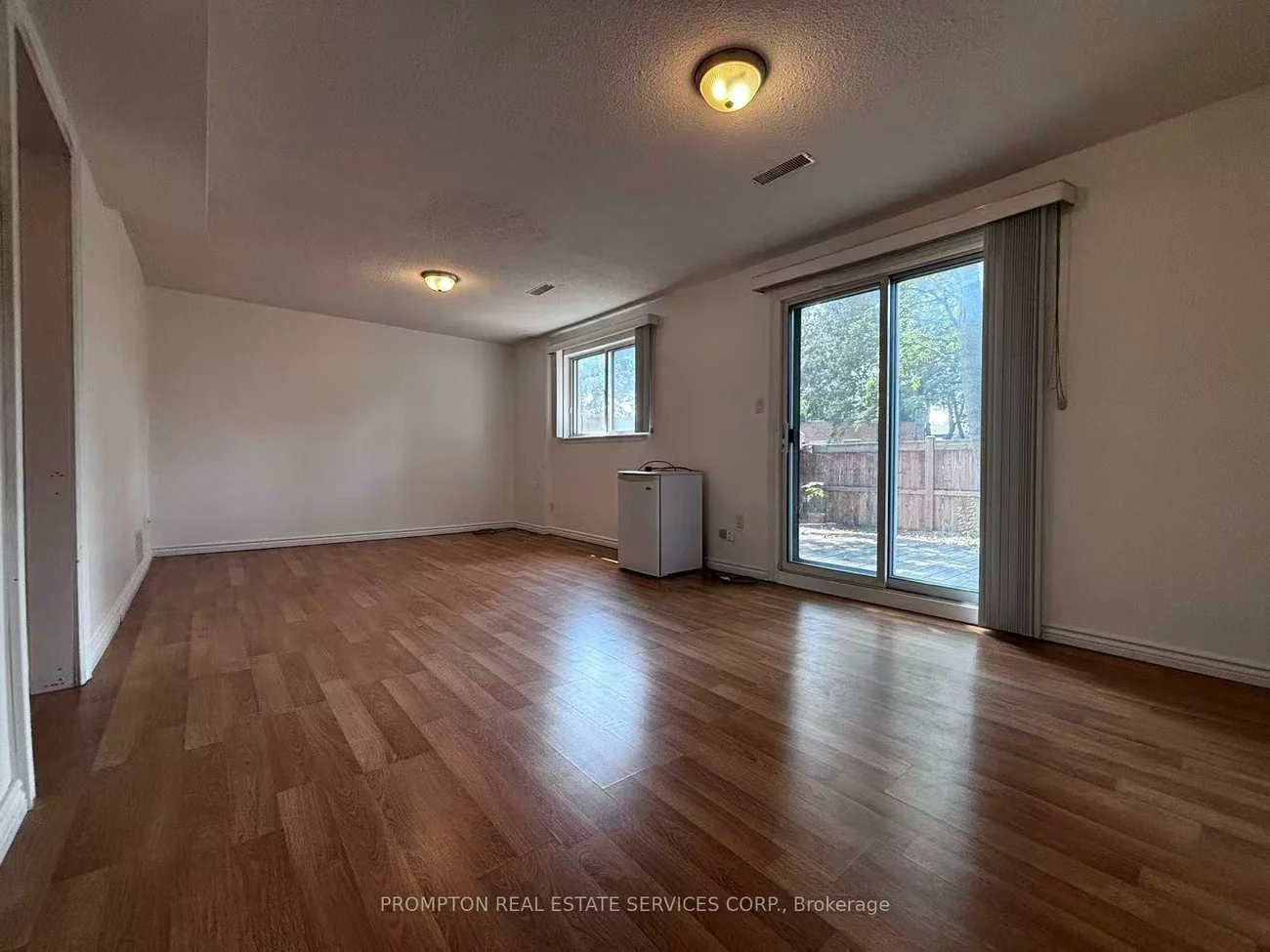22, Poplar, Aurora Highlands, Aurora