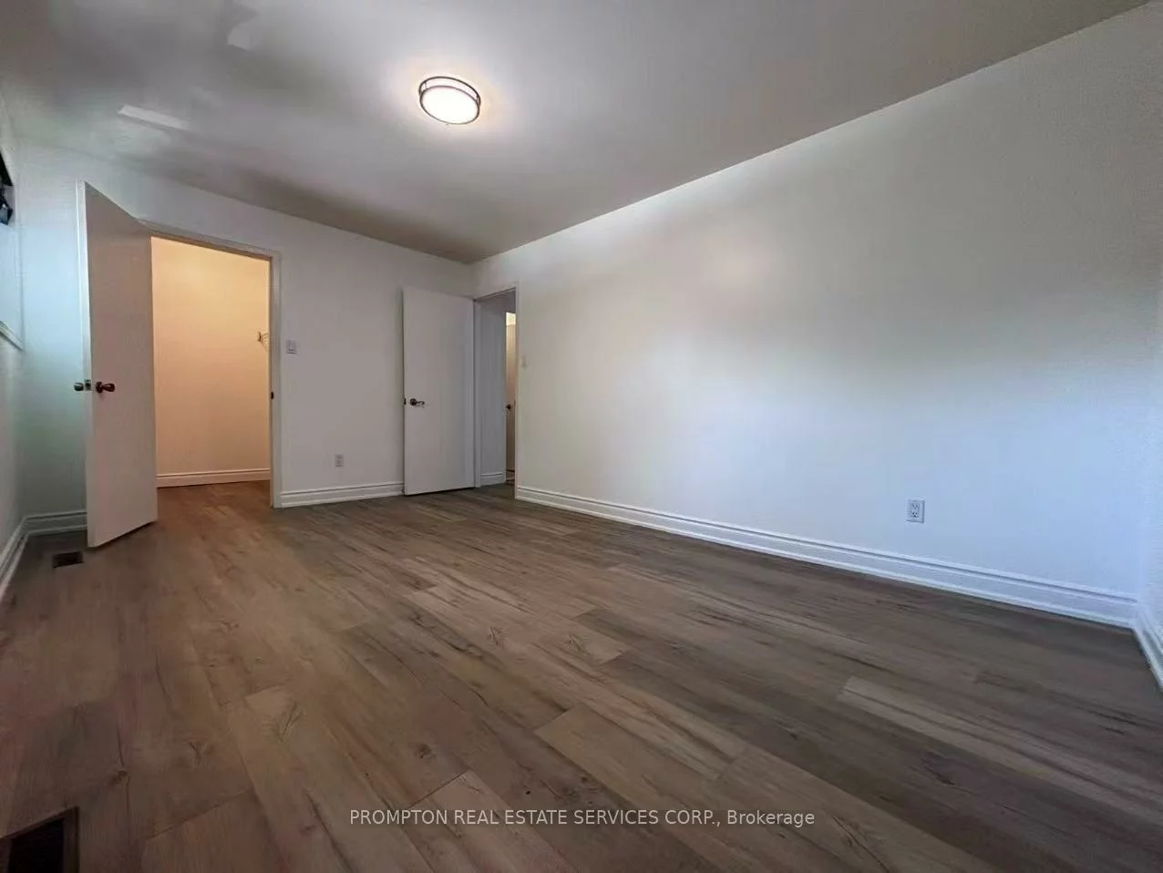 22, Poplar, Aurora Highlands, Aurora