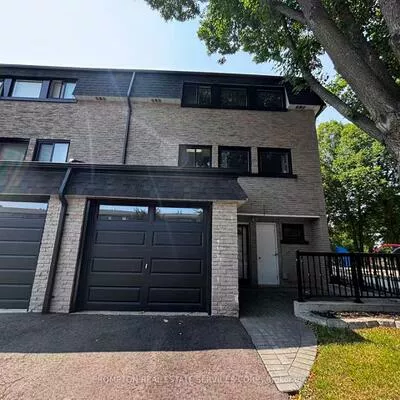 22, Poplar, Aurora Highlands, Aurora