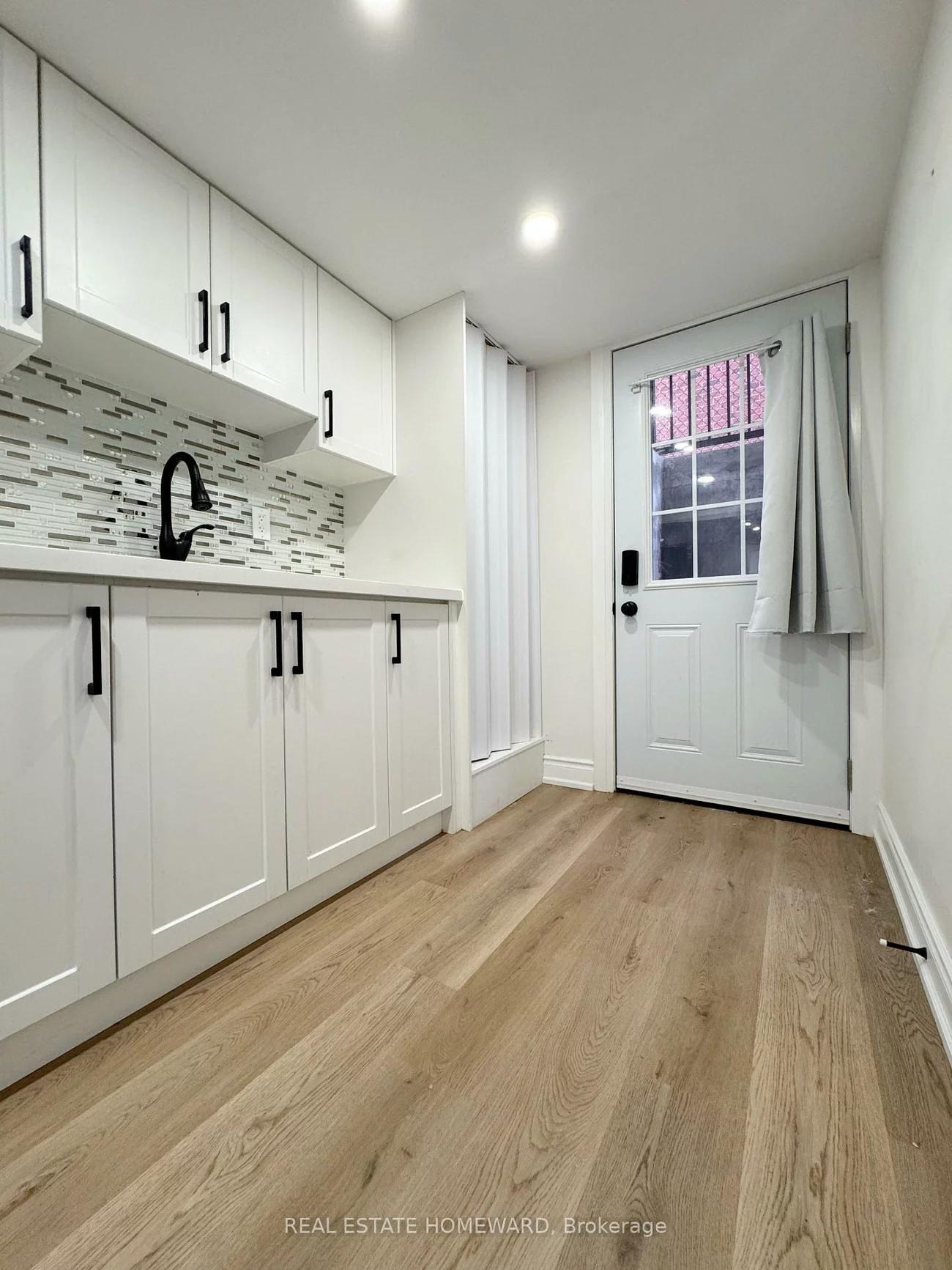 60, Attridge, Aurora Village, Aurora