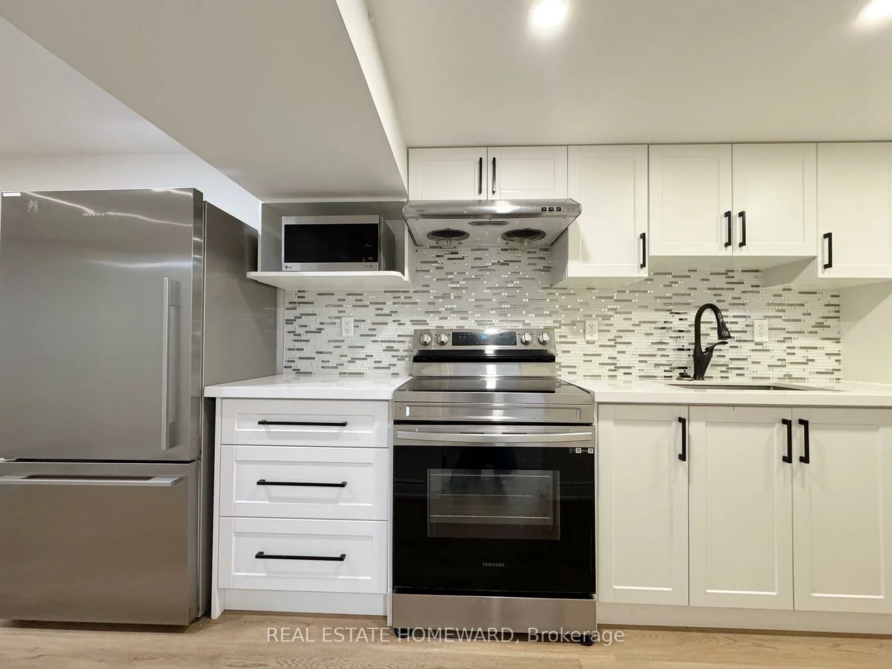 60, Attridge, Aurora Village, Aurora