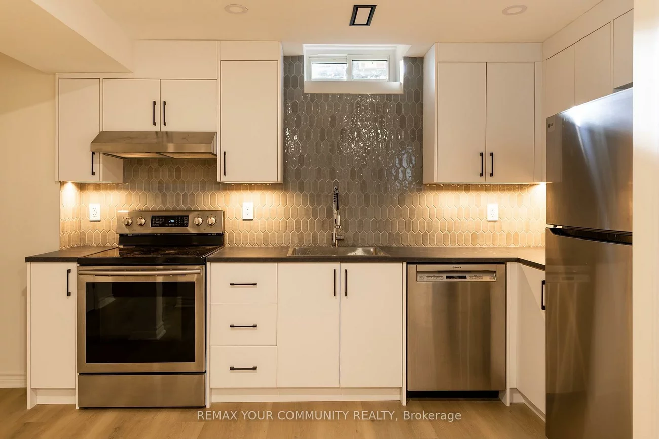 241, Orchards Heights, Aurora Heights, Aurora
