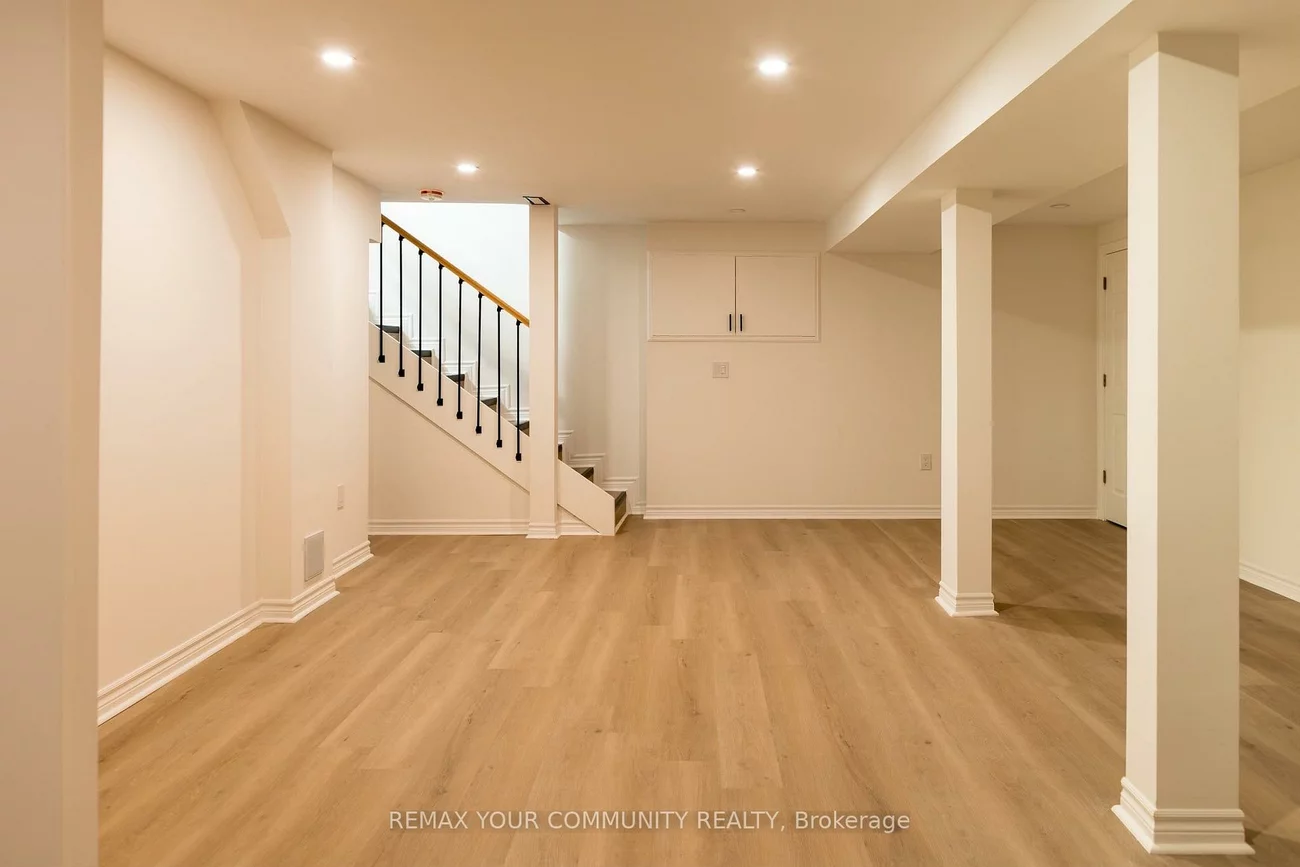 241, Orchards Heights, Aurora Heights, Aurora