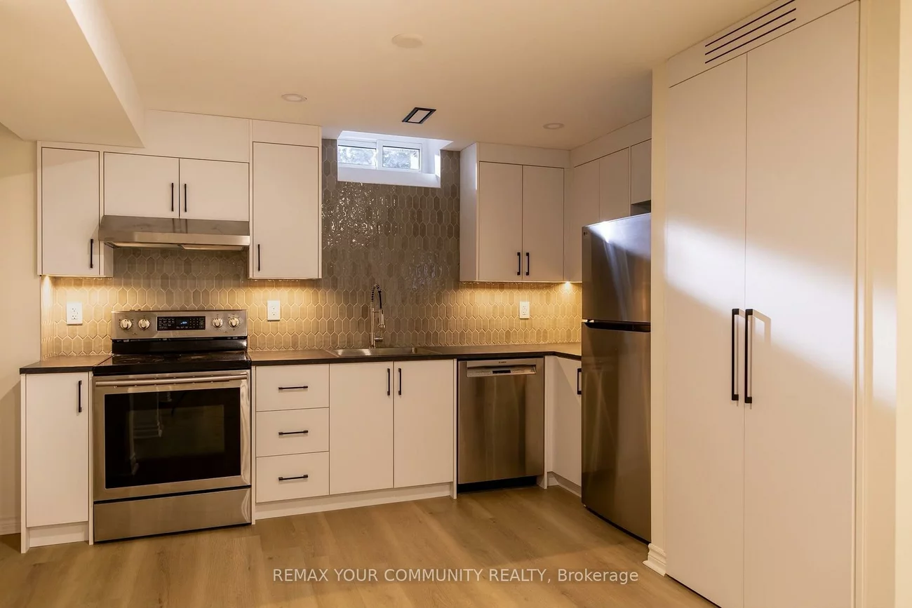 241, Orchards Heights, Aurora Heights, Aurora