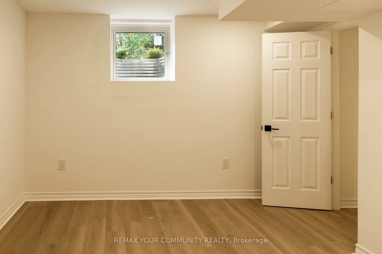 241, Orchards Heights, Aurora Heights, Aurora