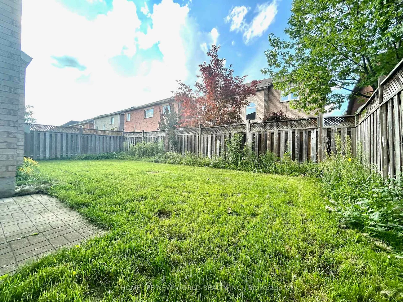 30, Chippingwood, Bayview Wellington, Aurora