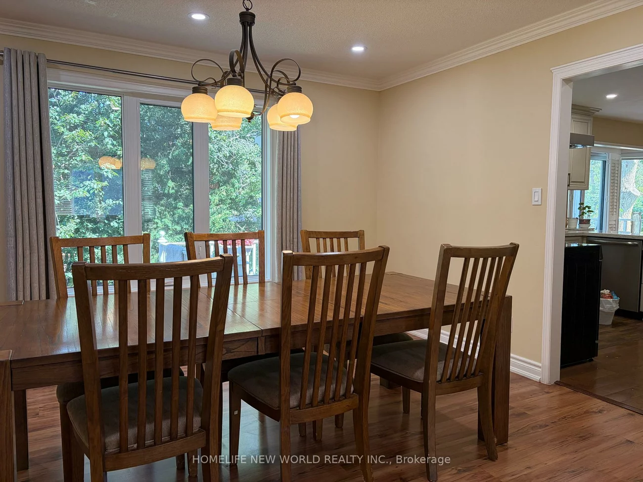 23, Lacey, Aurora Heights, Aurora