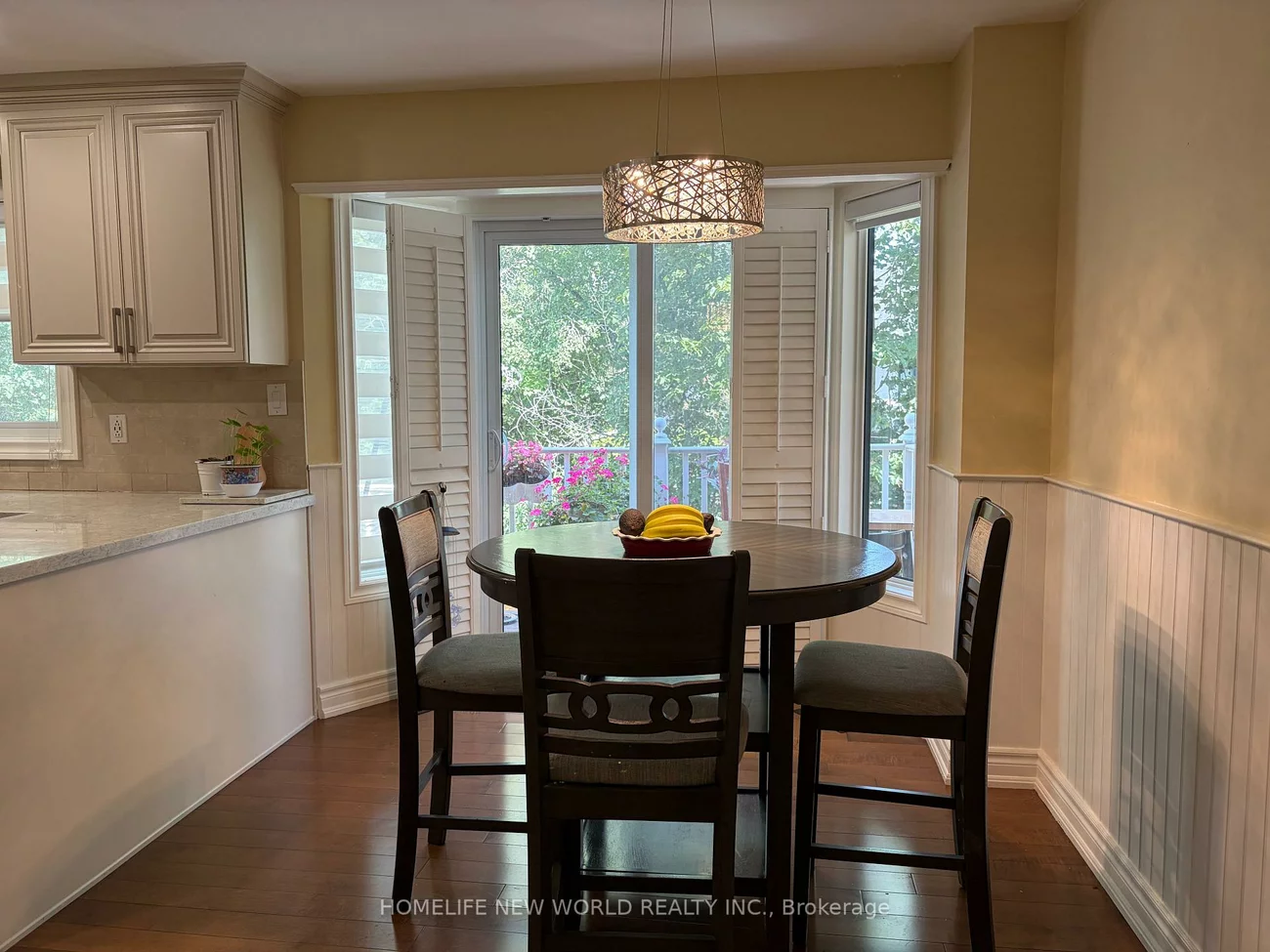 23, Lacey, Aurora Heights, Aurora