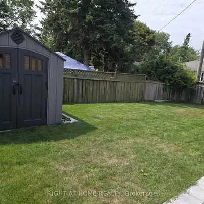 1, Huron, Aurora Heights, Aurora