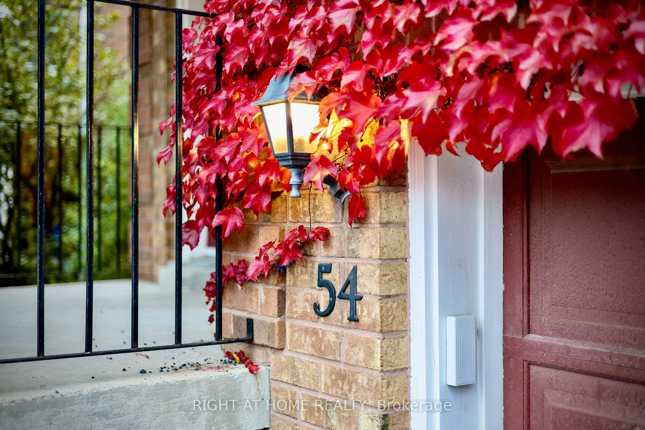 54, Amberhill, Bayview Wellington, Aurora