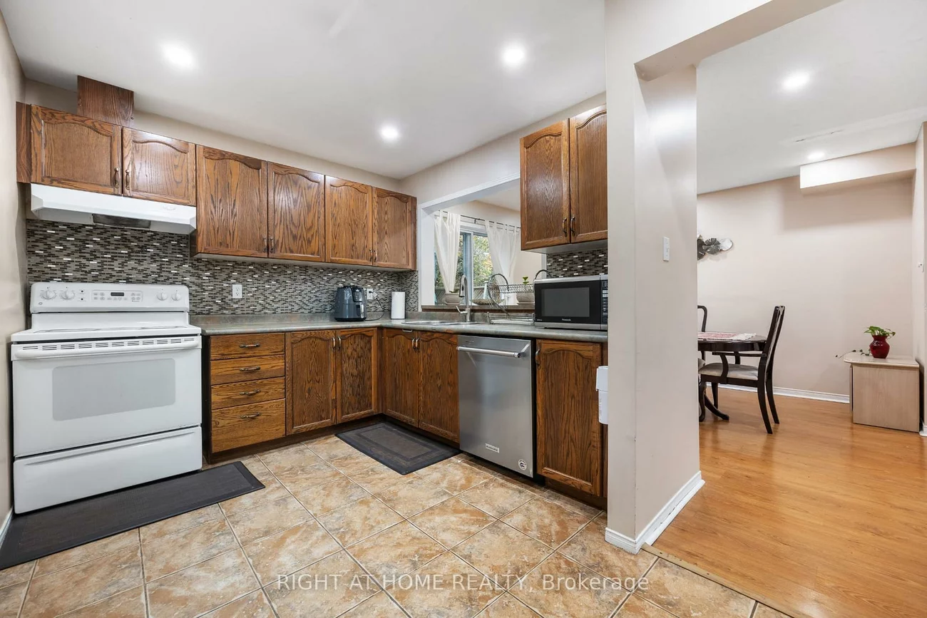 54, Amberhill, Bayview Wellington, Aurora