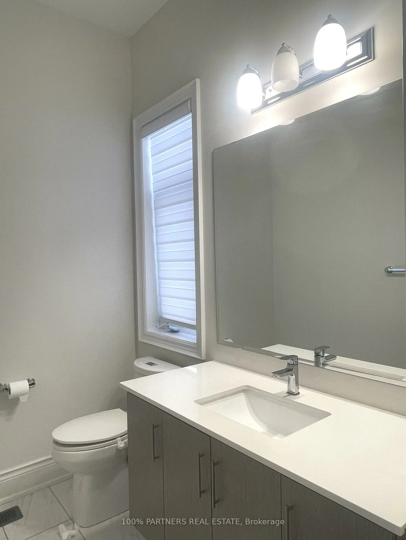 117, Botelho, Bayview Southeast, Aurora