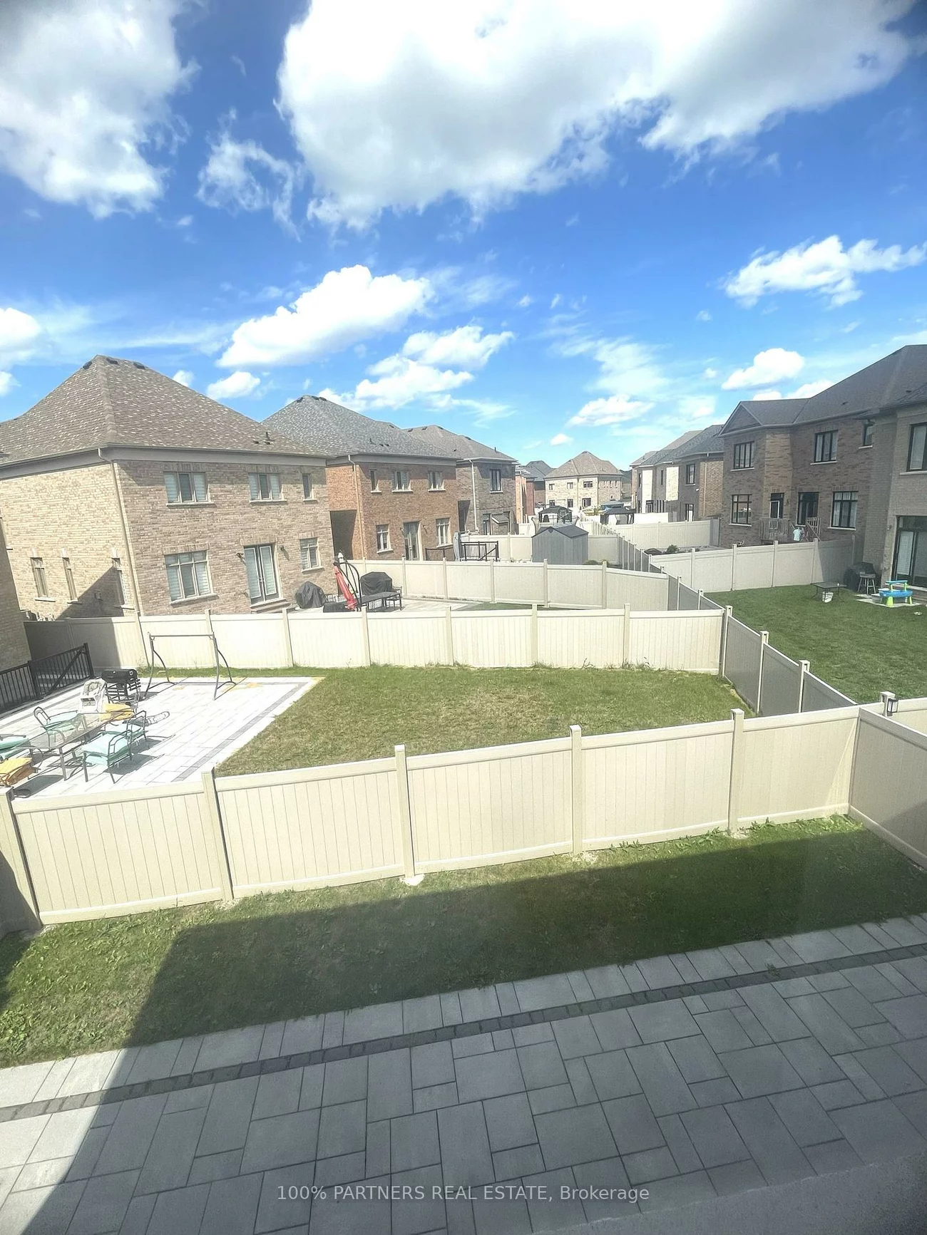 117, Botelho, Bayview Southeast, Aurora