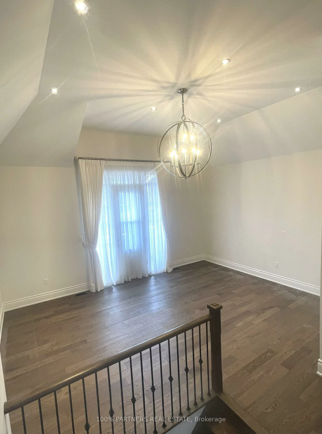 117, Botelho, Bayview Southeast, Aurora