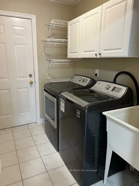 180, Stone, Aurora Grove, Aurora