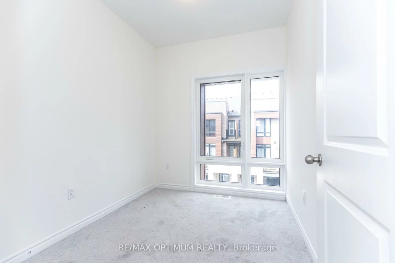 15, Gunton, Bayview Northeast, Aurora