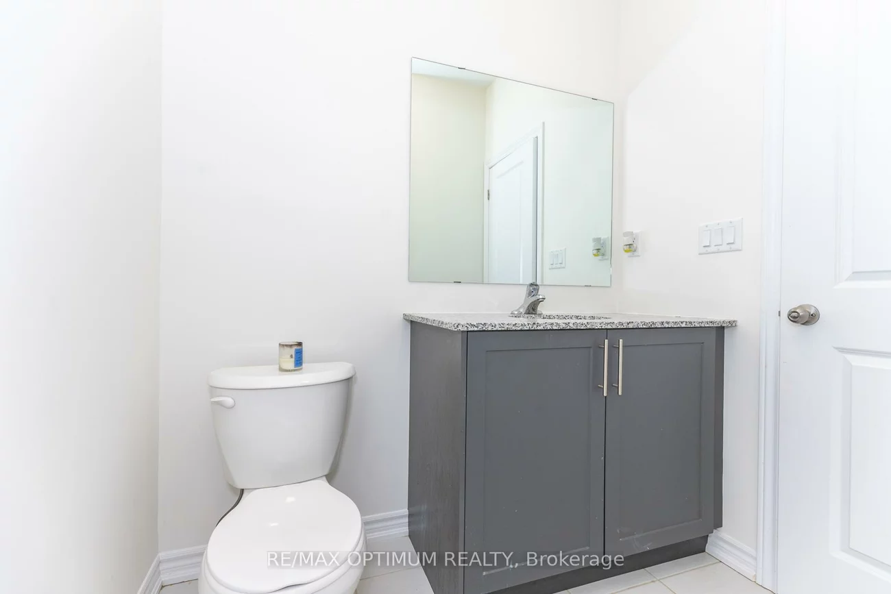 15, Gunton, Bayview Northeast, Aurora