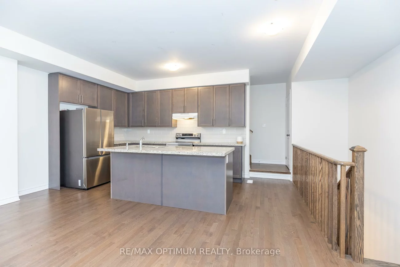 15, Gunton, Bayview Northeast, Aurora