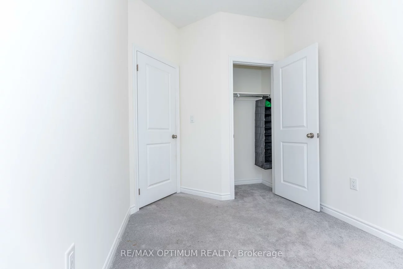 15, Gunton, Bayview Northeast, Aurora