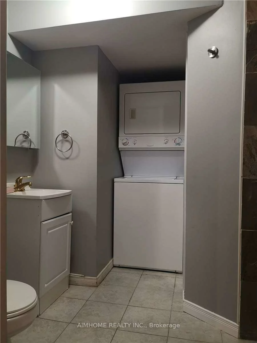 28, Martell, Bayview Northeast, Aurora