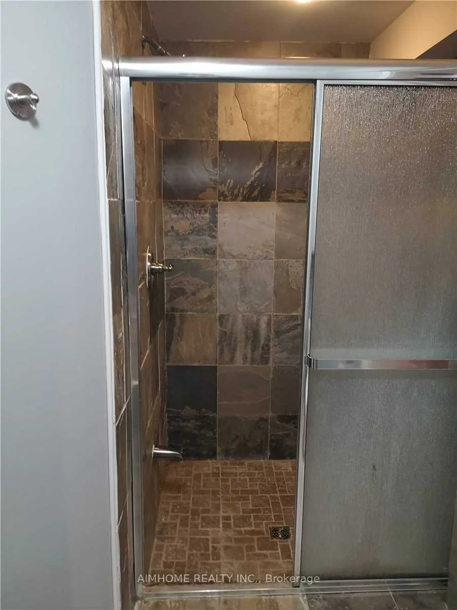 28, Martell, Bayview Northeast, Aurora