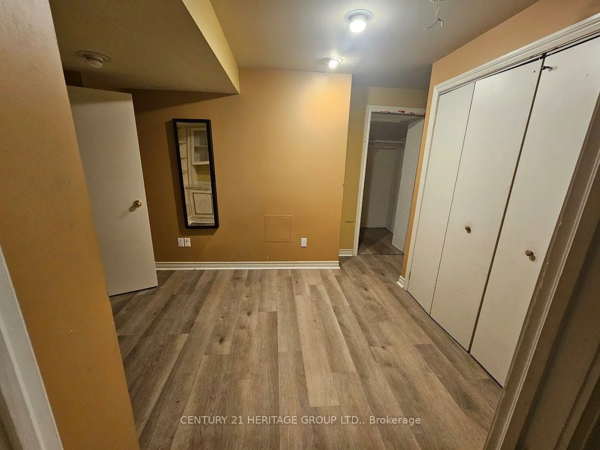 71, Primeau, Aurora Grove, Aurora