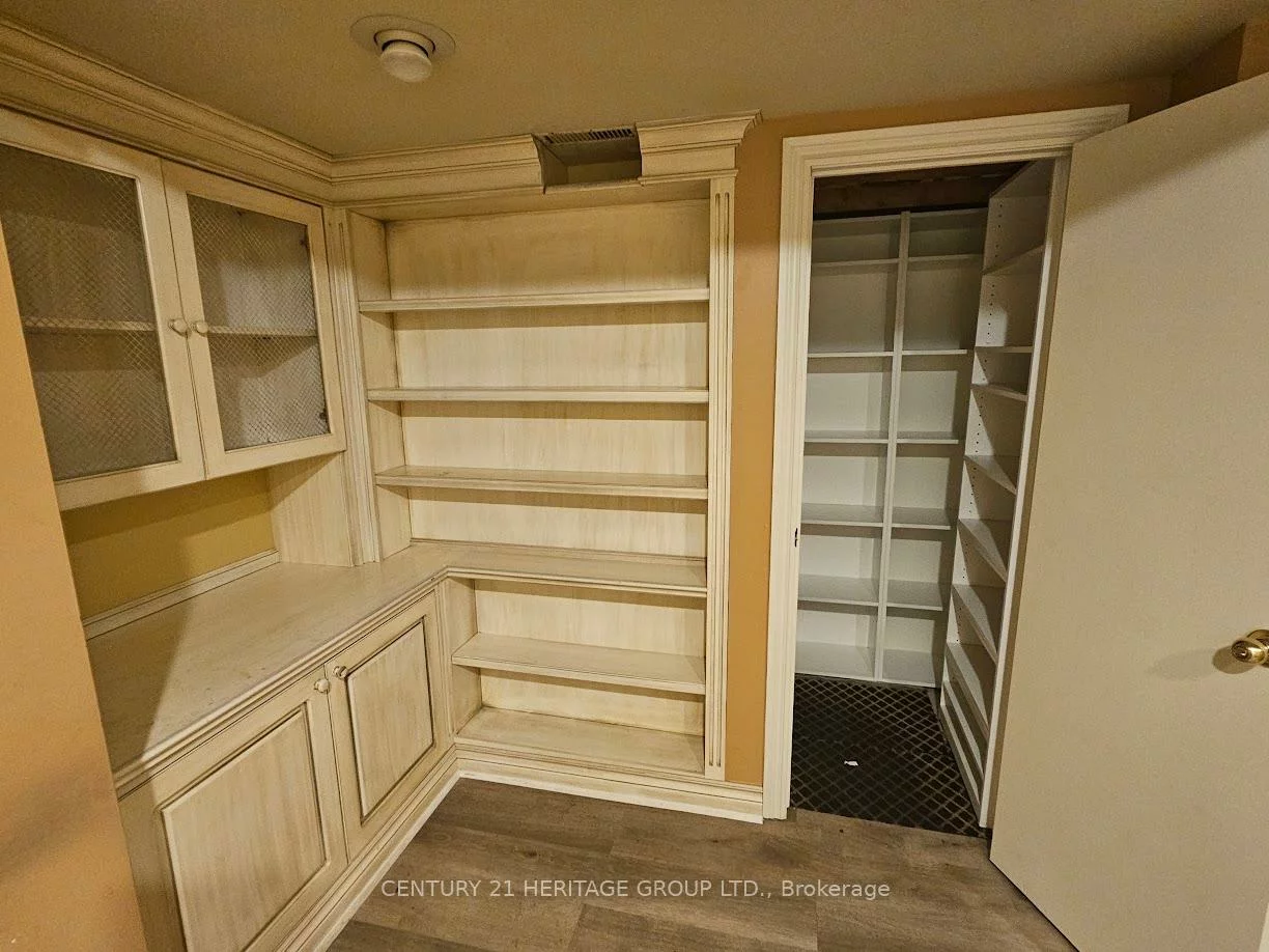71, Primeau, Aurora Grove, Aurora