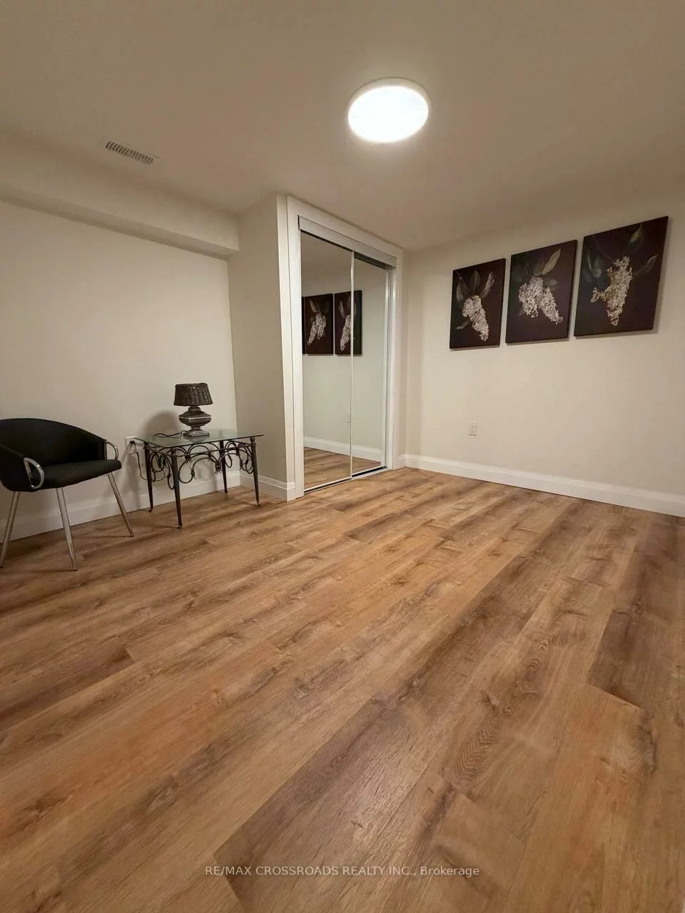 74, Turnbridge, Bayview Wellington, Aurora