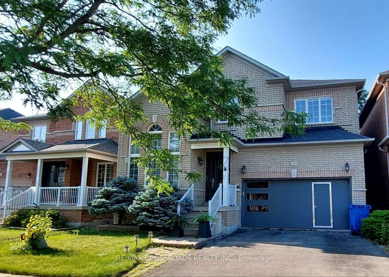 74, Turnbridge, Bayview Wellington, Aurora