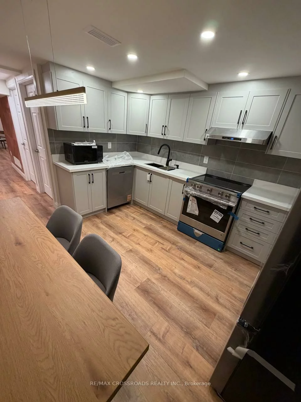74, Turnbridge, Bayview Wellington, Aurora