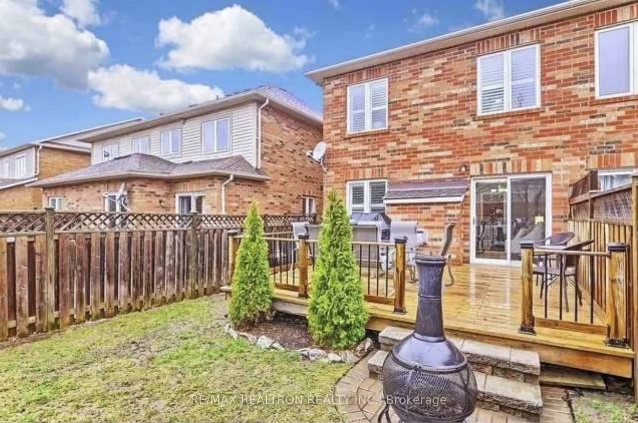 31, Baywell, Bayview Wellington, Aurora