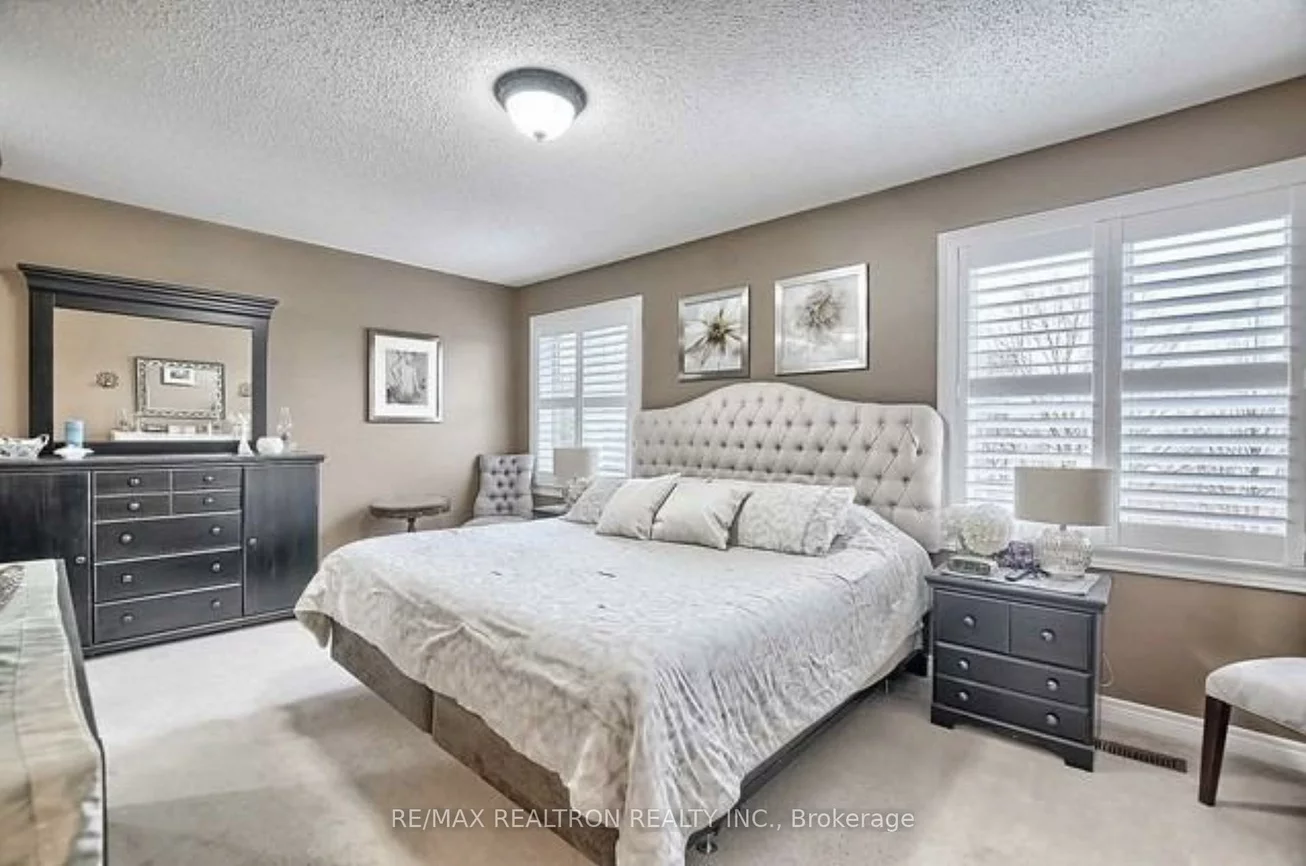 31, Baywell, Bayview Wellington, Aurora