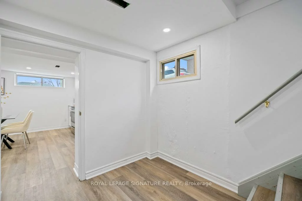 12, Davidson, Aurora Heights, Aurora