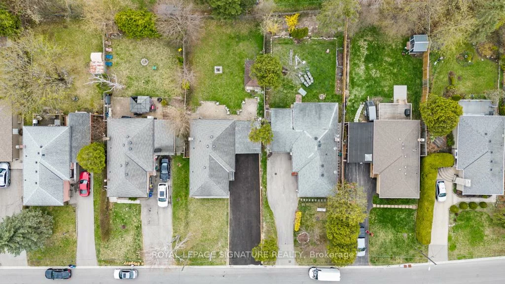 12, Davidson, Aurora Heights, Aurora