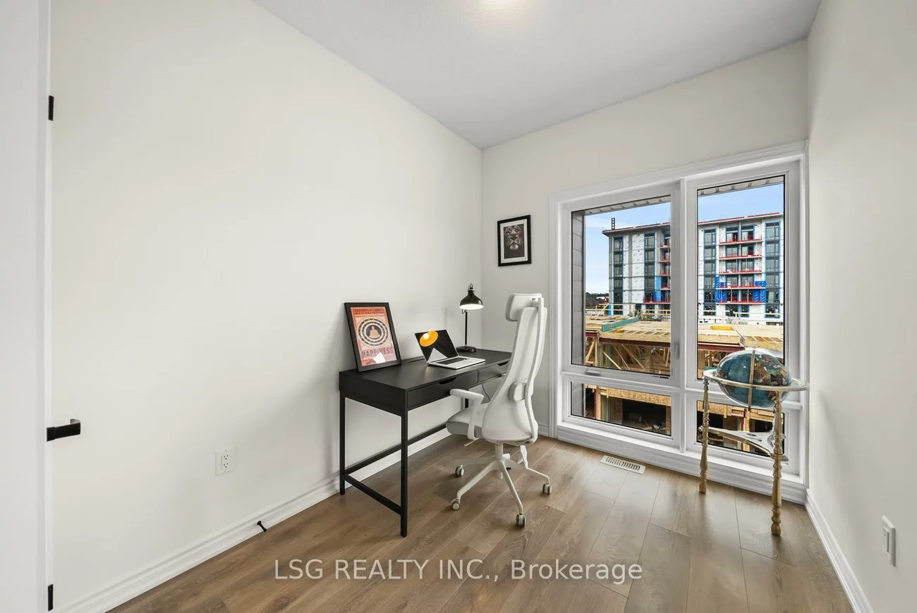 153, Blick, Bayview Wellington, Aurora