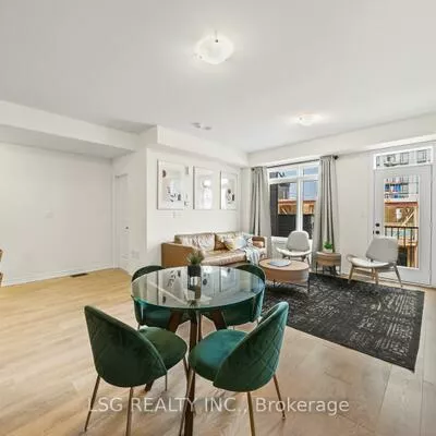 153, Blick, Bayview Wellington, Aurora