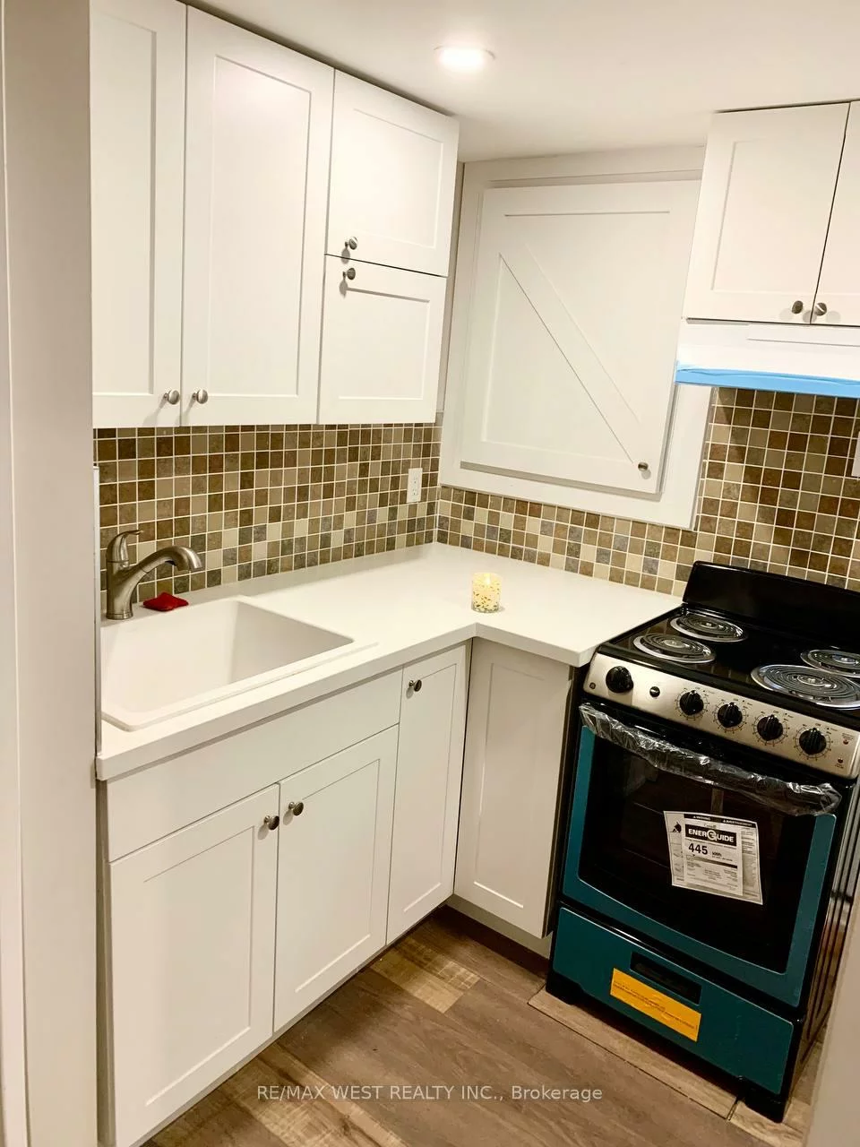 5, Mcdonald, Aurora Heights, Aurora