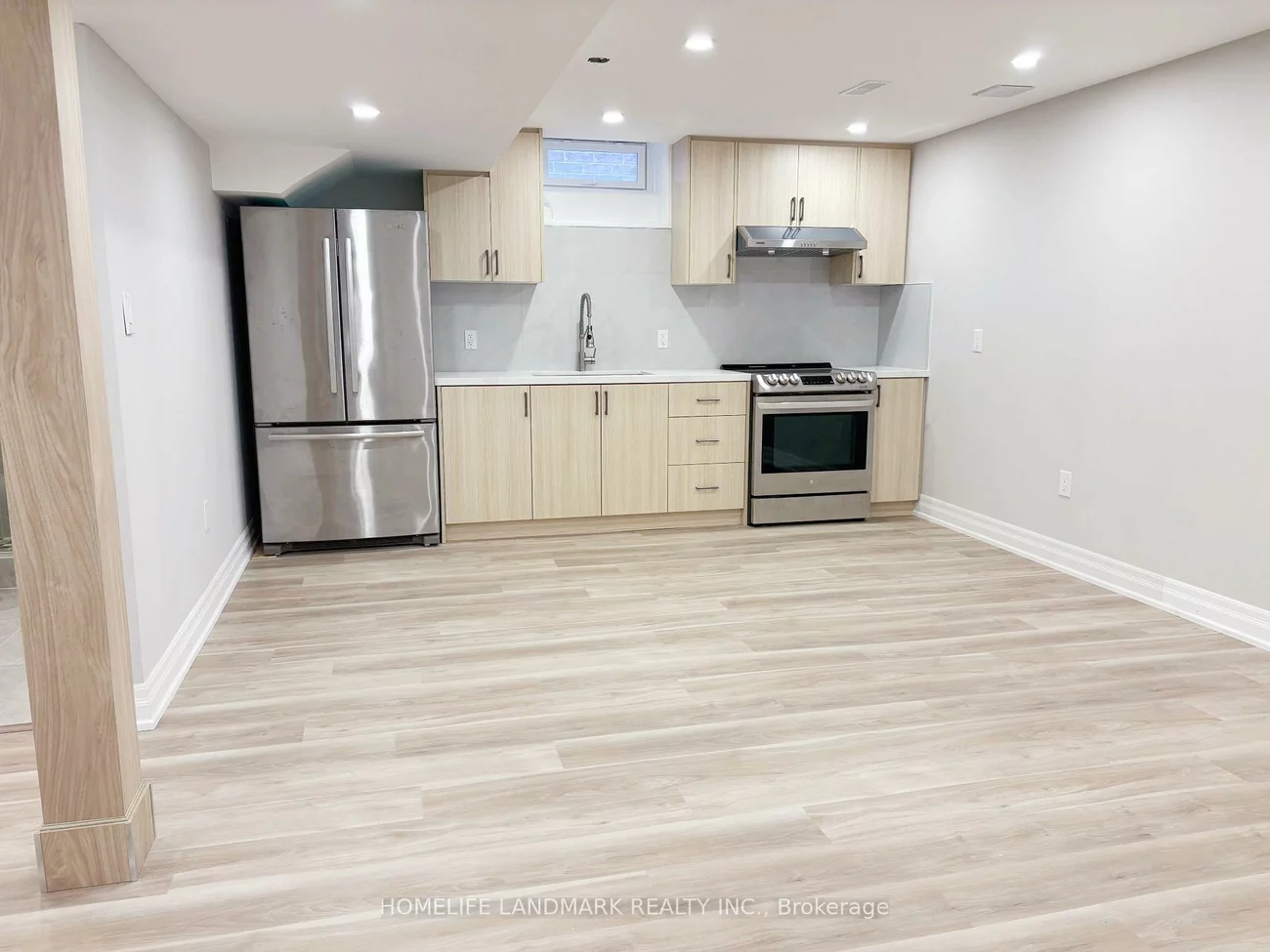 18, Halldorson, Bayview Northeast, Aurora