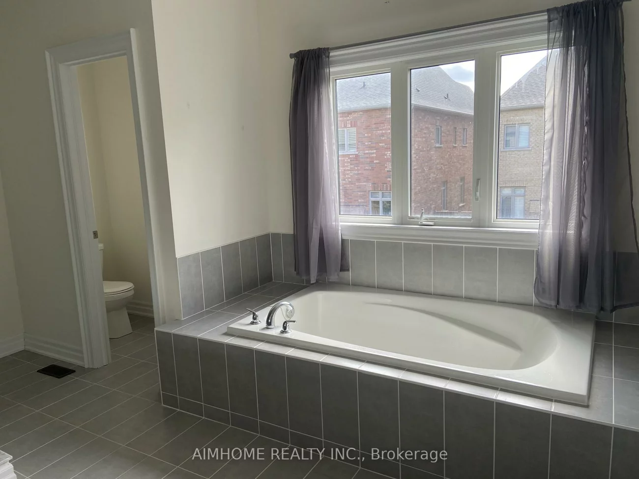 119, Hackwood, Aurora Grove, Aurora