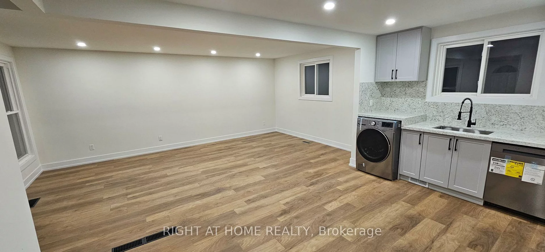38, Jasper, Aurora Heights, Aurora