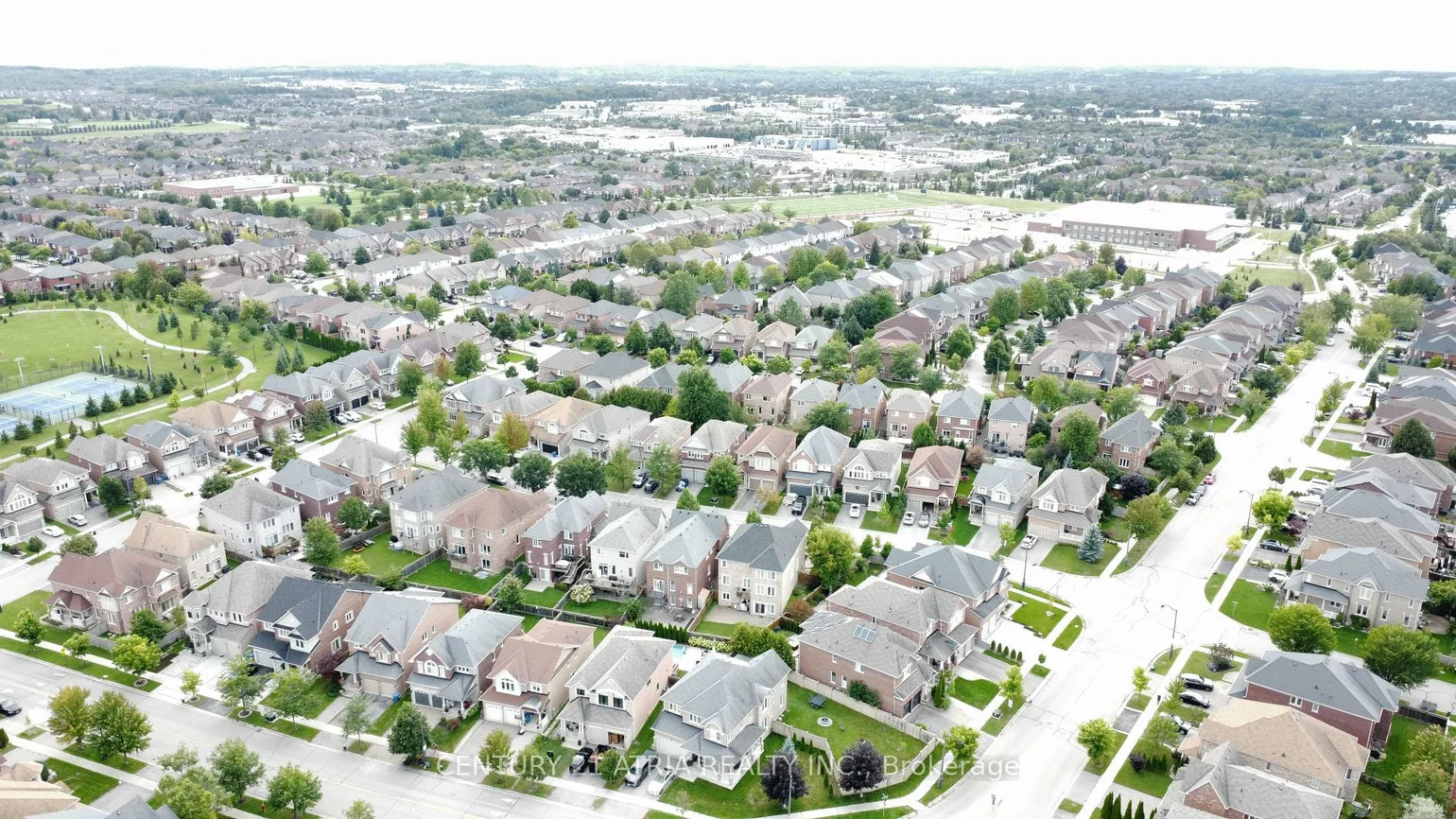 28, Usherwood, Bayview Northeast, Aurora