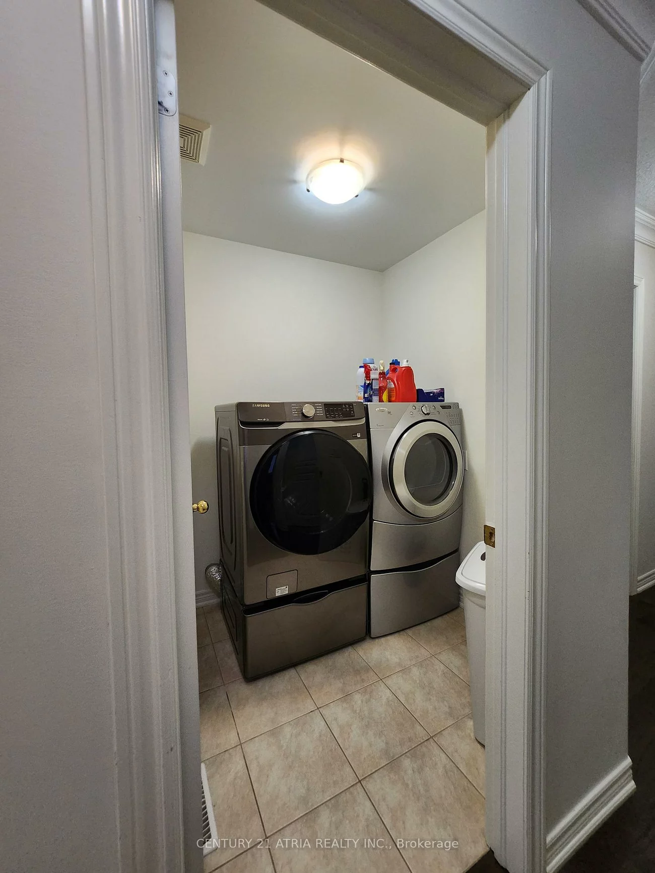 28, Usherwood, Bayview Northeast, Aurora